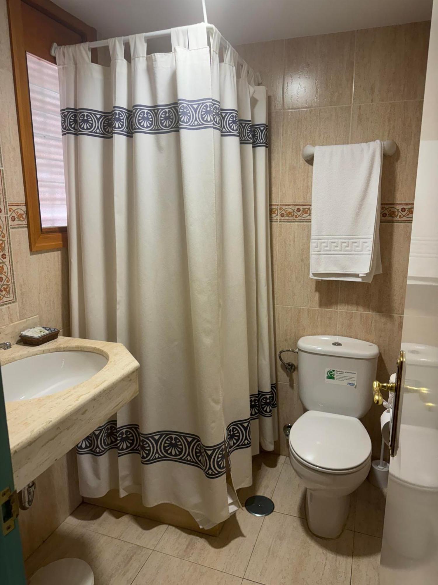 Hostal Joaquin Las Ventas con Pena Aguilera Zewnętrze zdjęcie