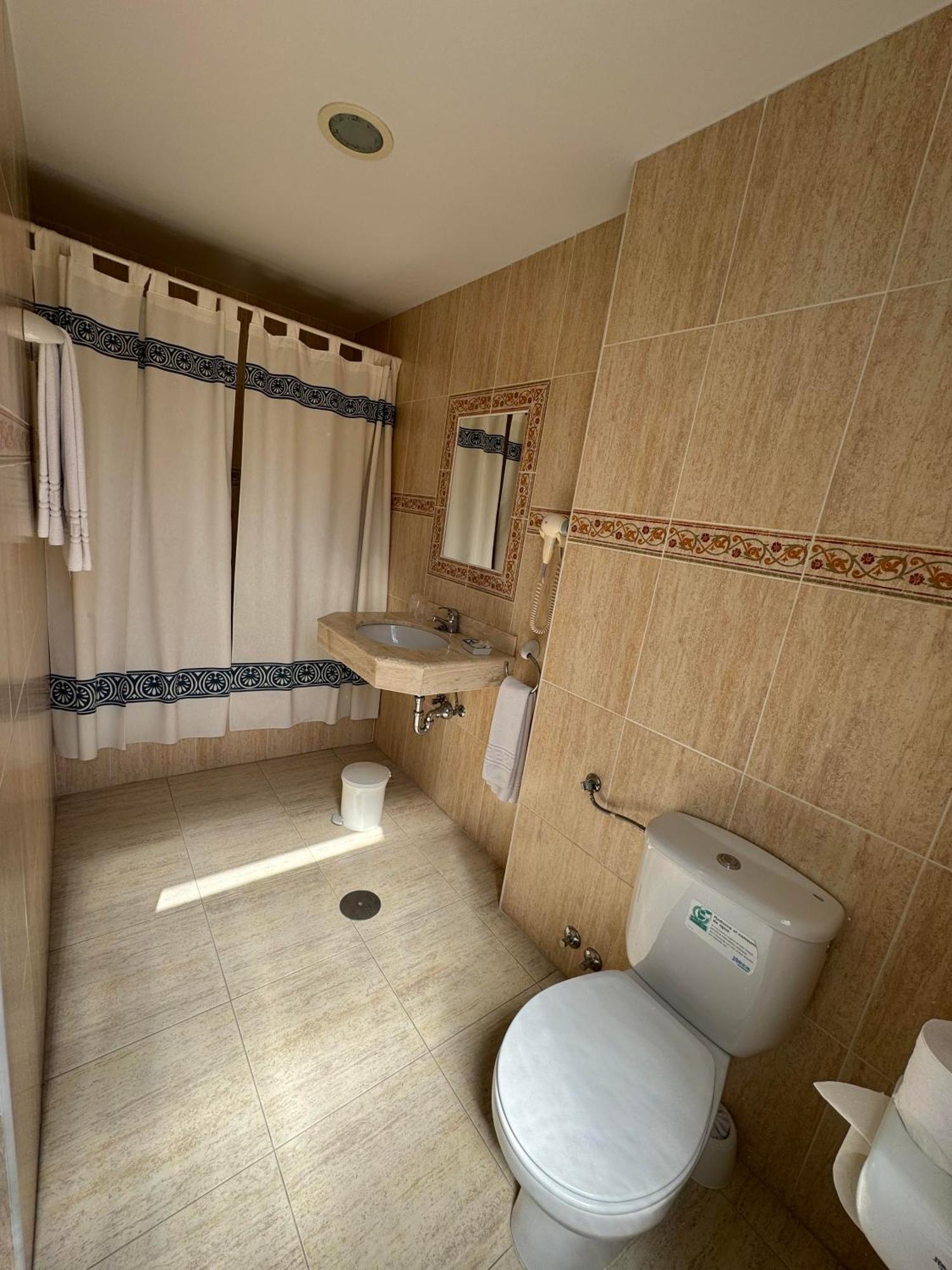 Hostal Joaquin Las Ventas con Pena Aguilera Zewnętrze zdjęcie