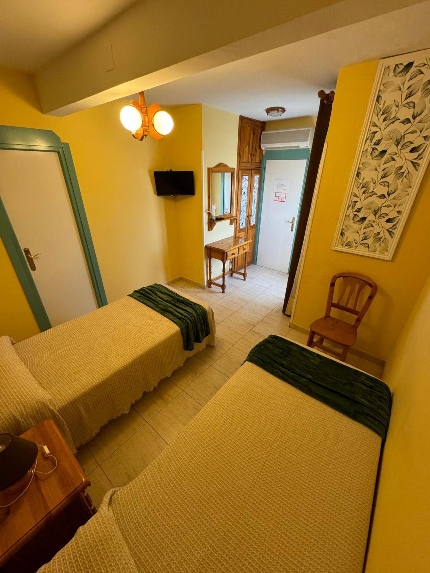 Hostal Joaquin Las Ventas con Pena Aguilera Zewnętrze zdjęcie